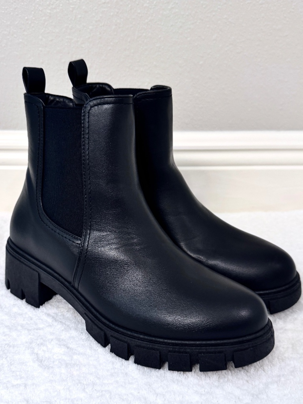 JELLYPOP Black Booties